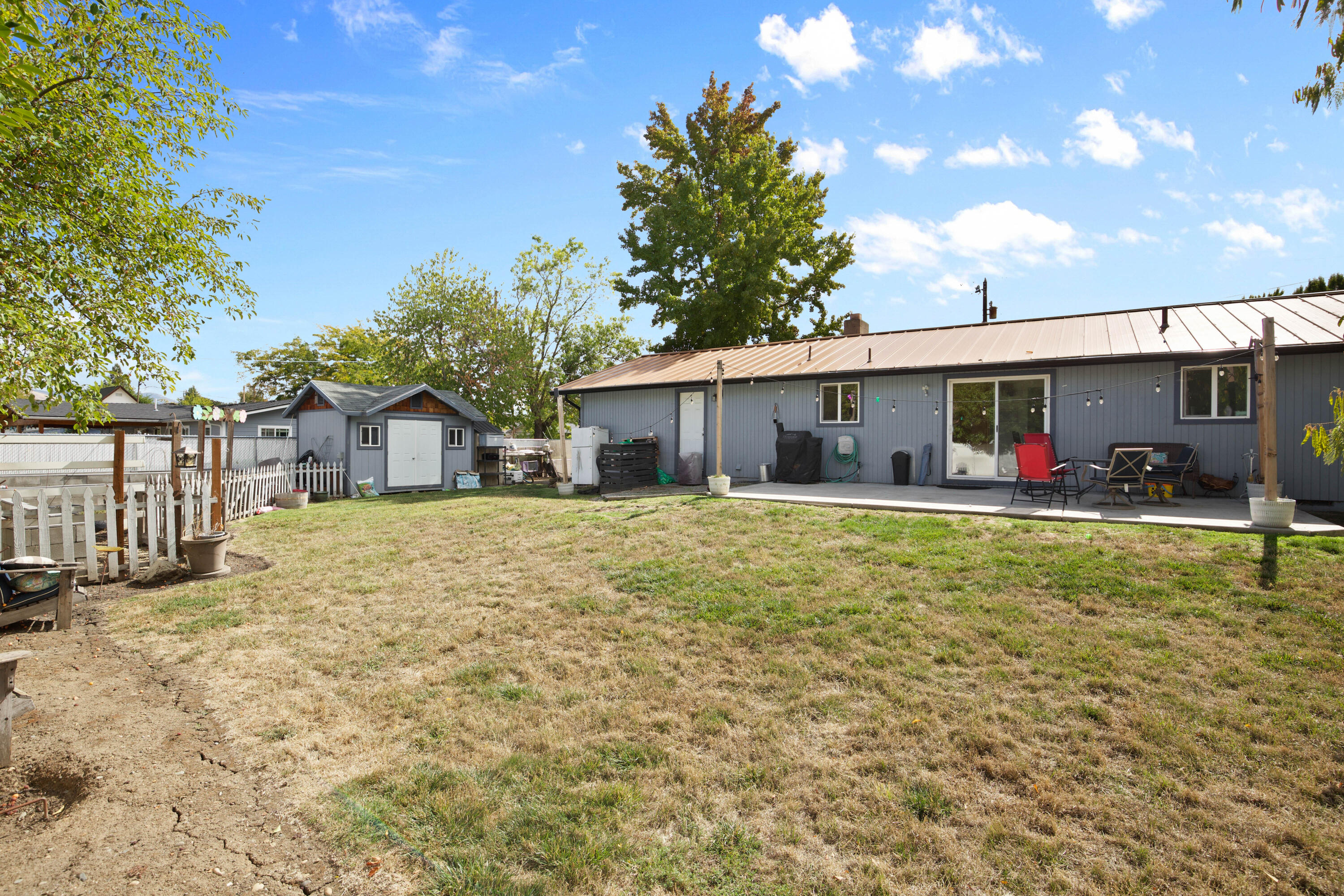 990 Janes Road Medford, OR 97501 - Photo 25 of 28 CU9A3819