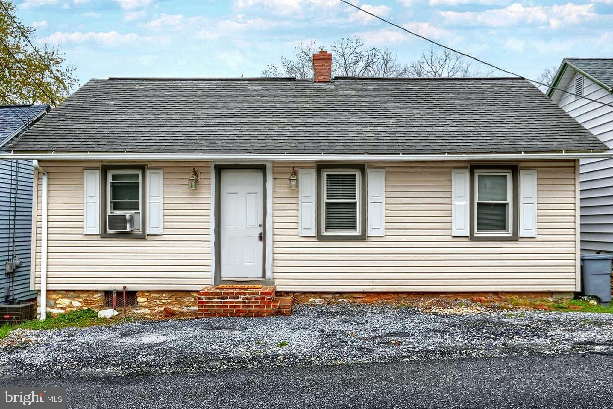 125 North Cornwall Road East Lebanon, PA 17042 - Photo 1 of 23 Gallery Image 1
