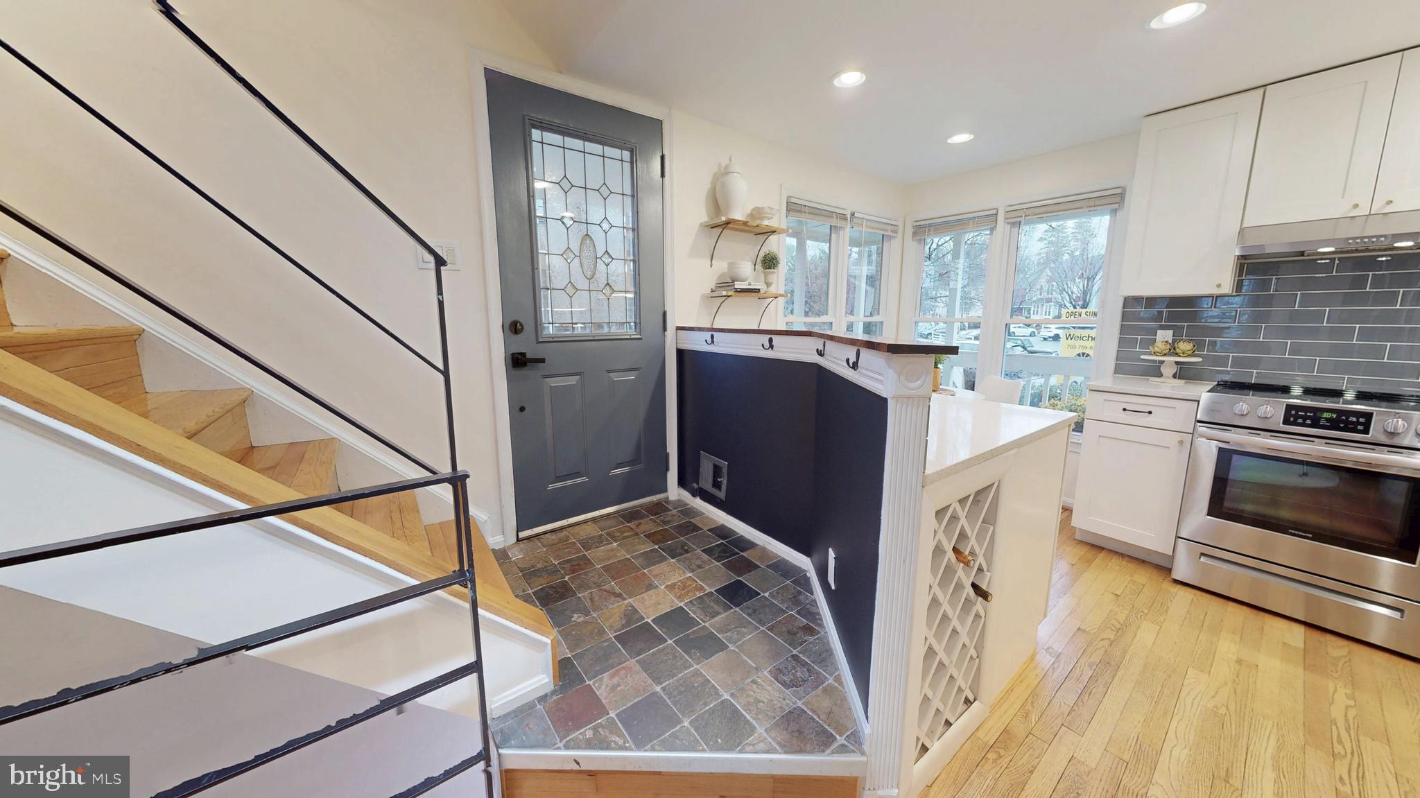 1771 Whisperhill Drive Reston, VA 20194 - Photo 5 of 44