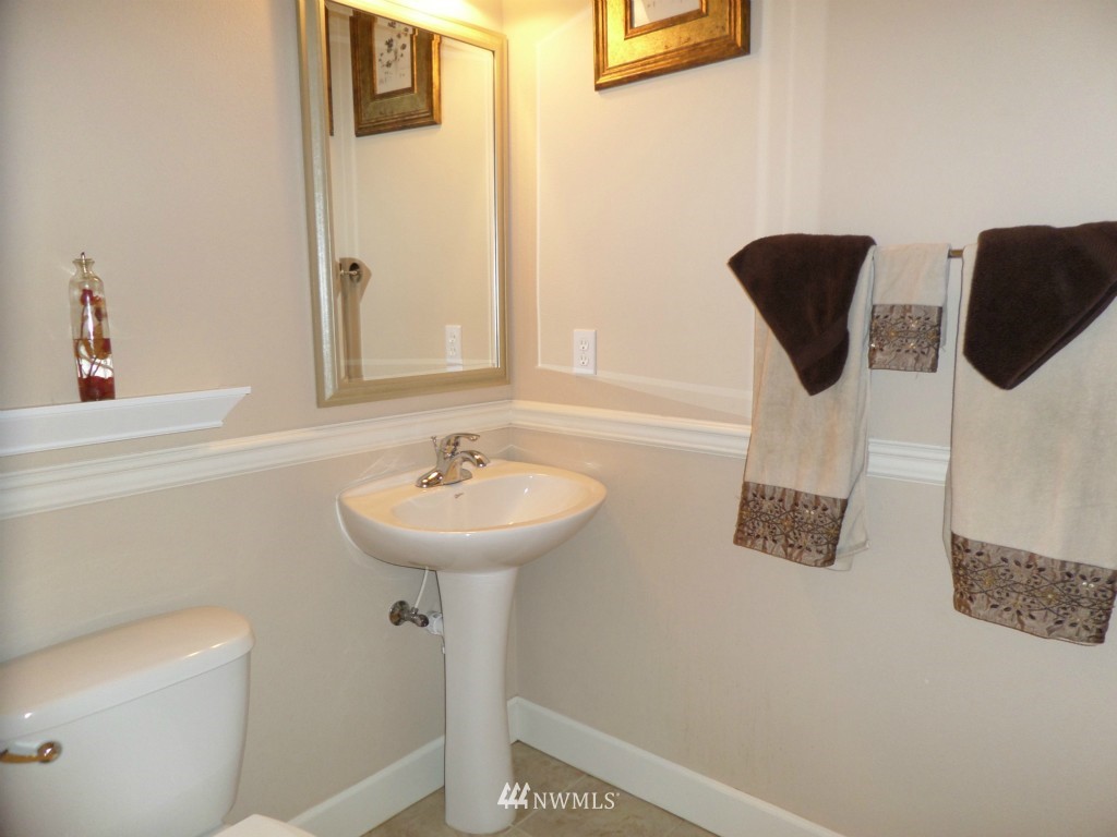 217 185th Place Southwest Bothell, WA 98012 - Photo 14 of 21