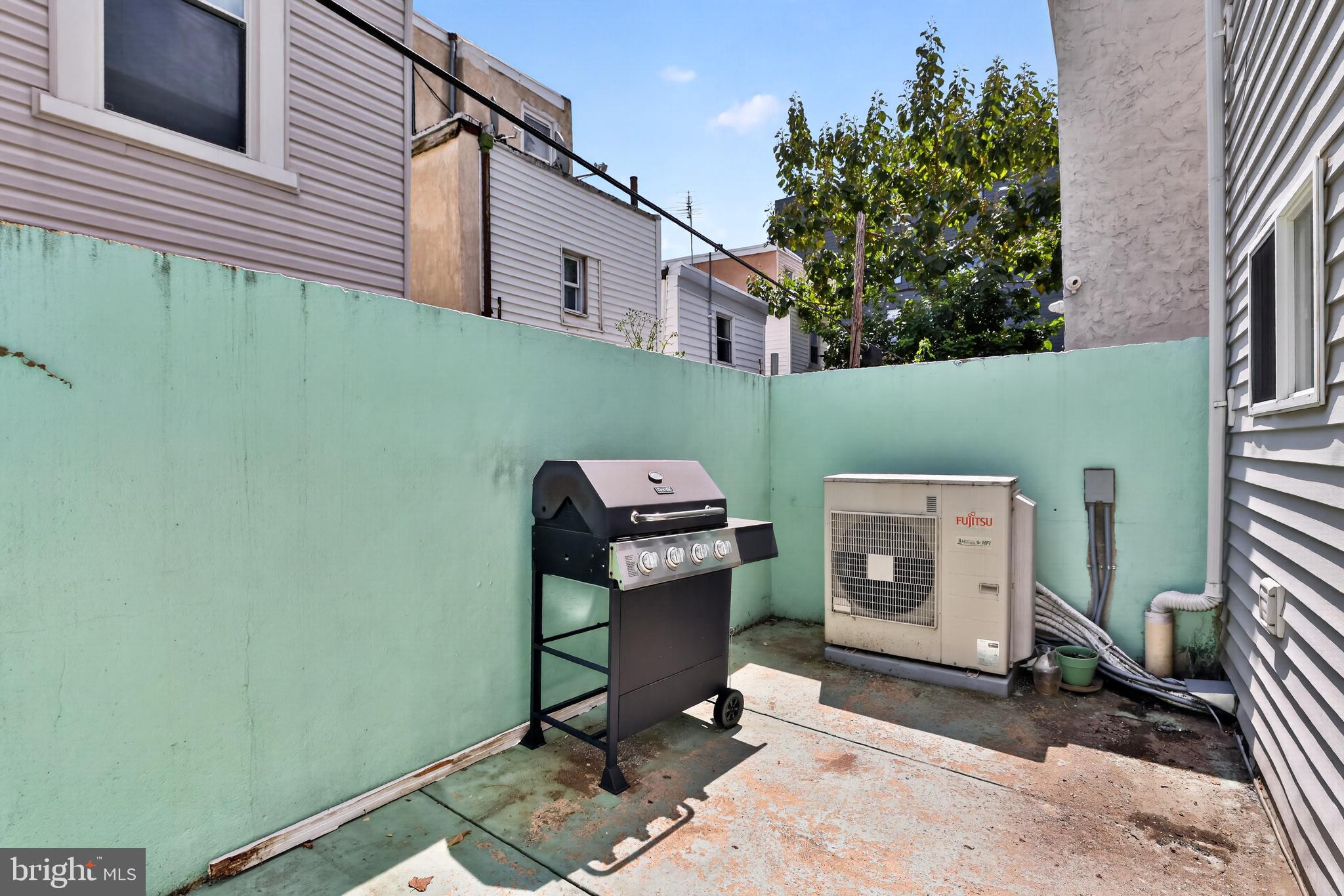 1913 Mutter Street Philadelphia, PA 19122 - Photo 7 of 15 Gallery Image 7