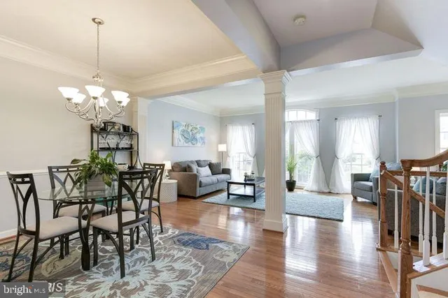 a view of a livingroom and dining room