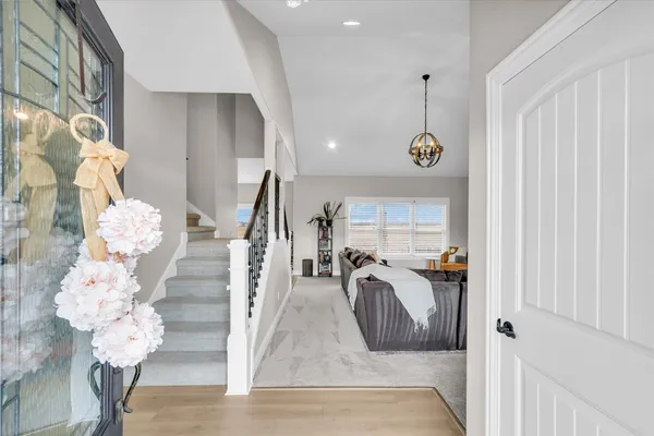 a view of entryway and hall