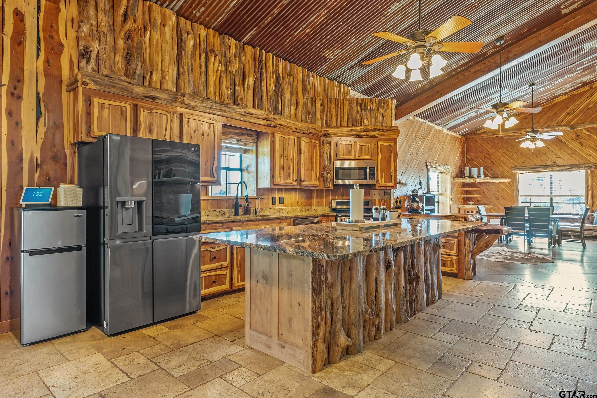 2600 Van Meter Road Kilgore, TX 75662 - Photo 20 of 48