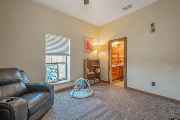 $799,000 | 2600 Van Meter Road, Kilgore, TX 75662