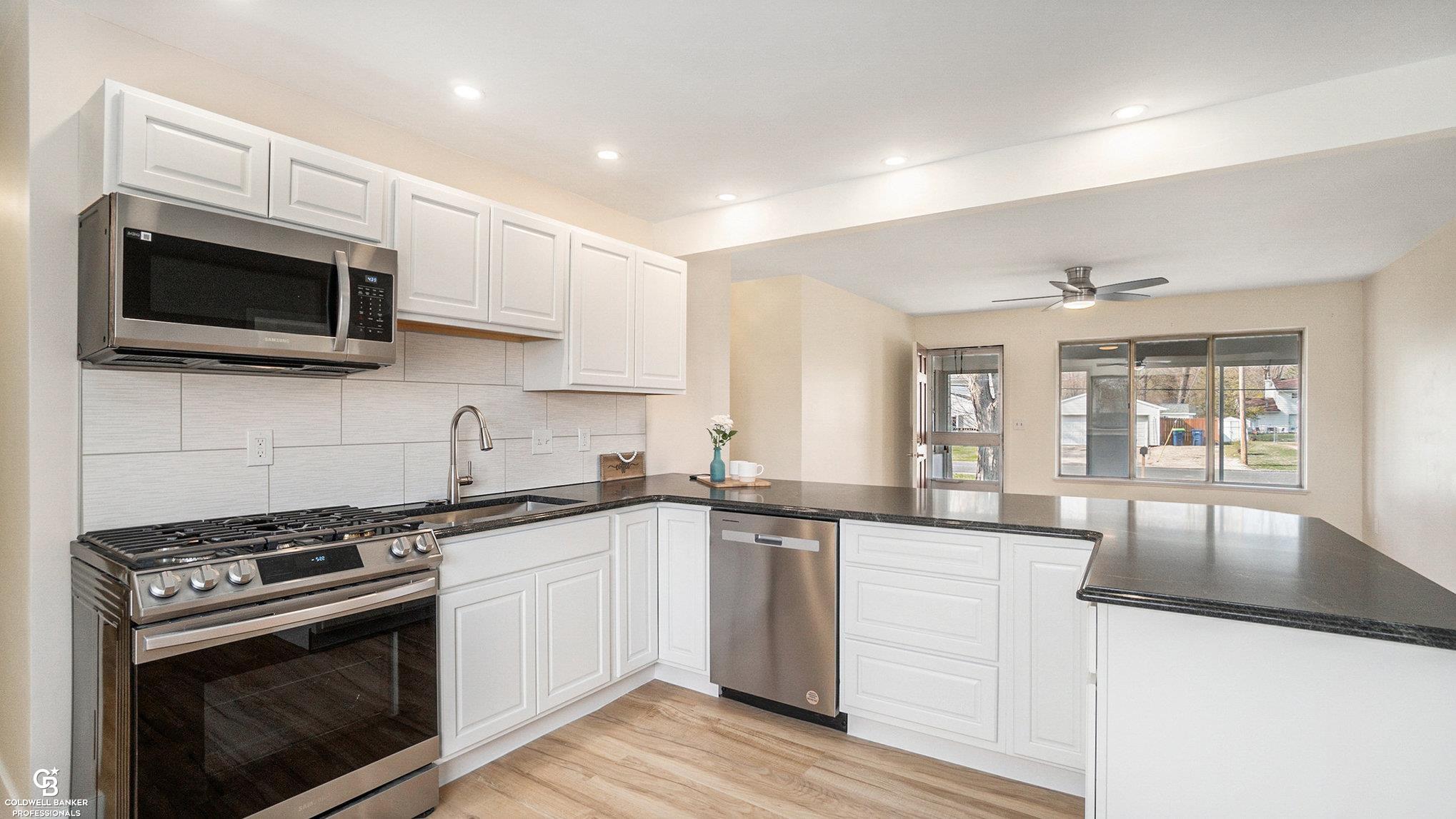 8191 Birch Road Saginaw, MI 48609 - Photo 4 of 17 50172531-5f39578b-a8cd-4e48-8087-7023a6ba47ac.JPG