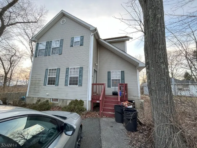 $315,000 | 328 Tulsa Trail, Hopatcong, NJ 07843