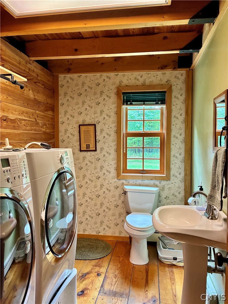 2676 County Rte 22 Orwell, NY 13144 - Photo 19 of 32 Warm wood ceilings and matching plank floors bring