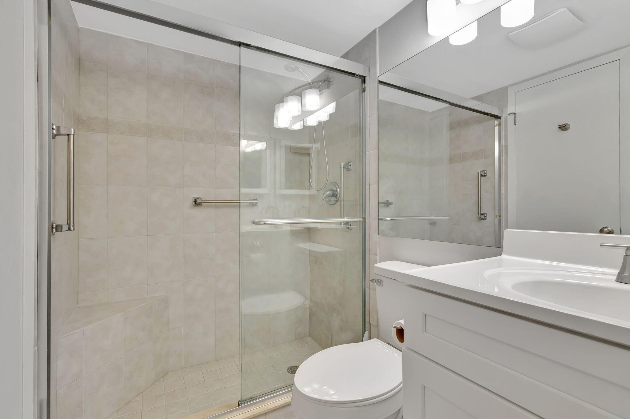 174 Dorset East Boca Raton, FL 33434 - Photo 19 of 65 31-web-or-mls-DSC_0620