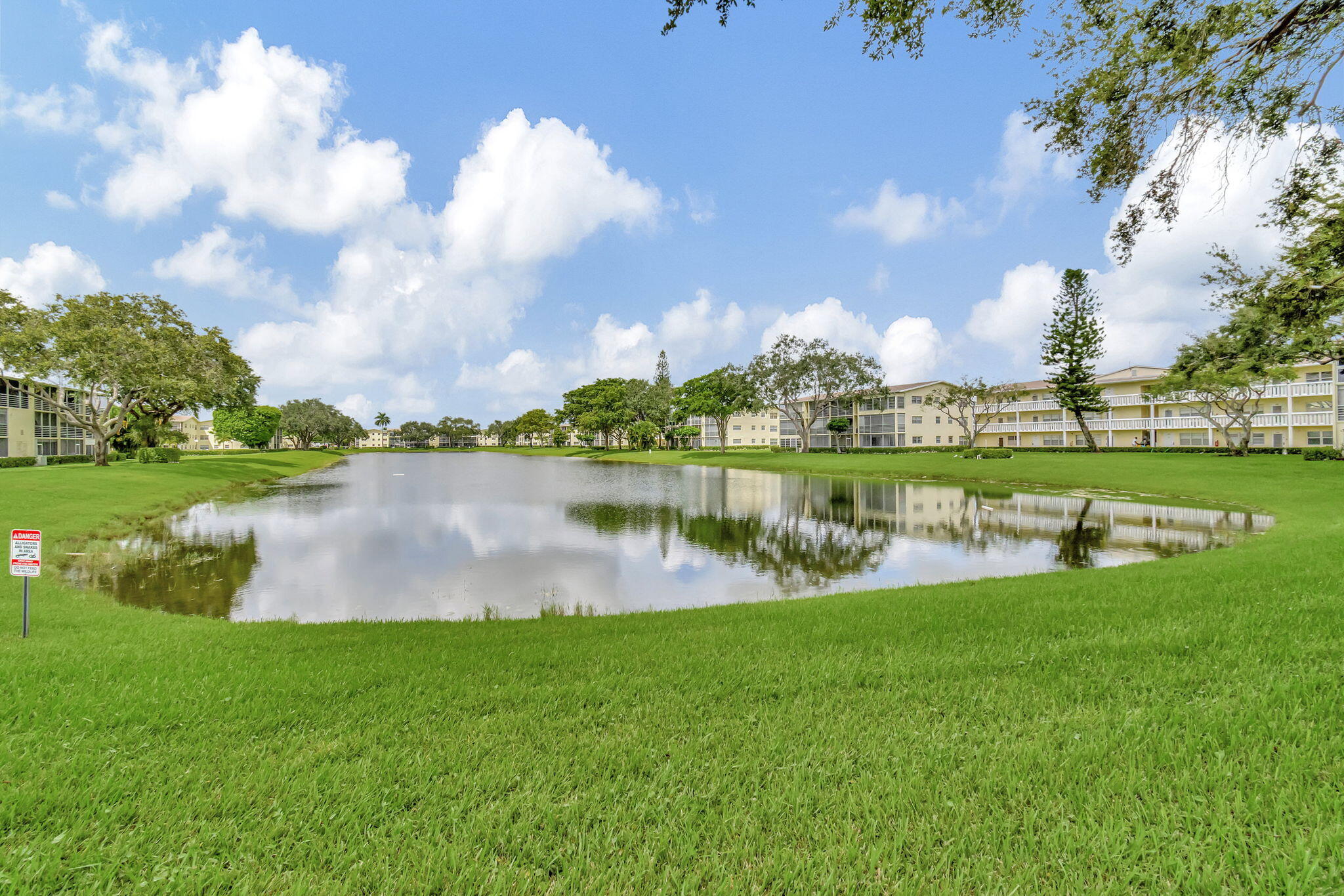 174 Dorset East Boca Raton, FL 33434 - Photo 25 of 65 39-web-or-mls-DSC_0640