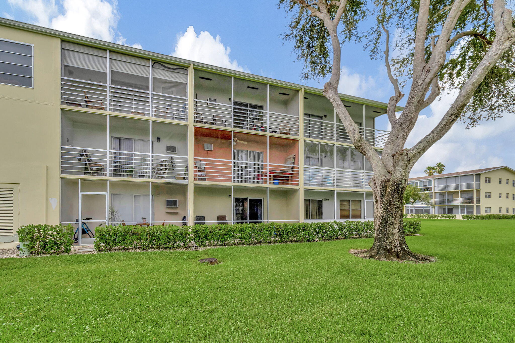 174 Dorset East Boca Raton, FL 33434 - Photo 26 of 65 40-web-or-mls-DSC_0645