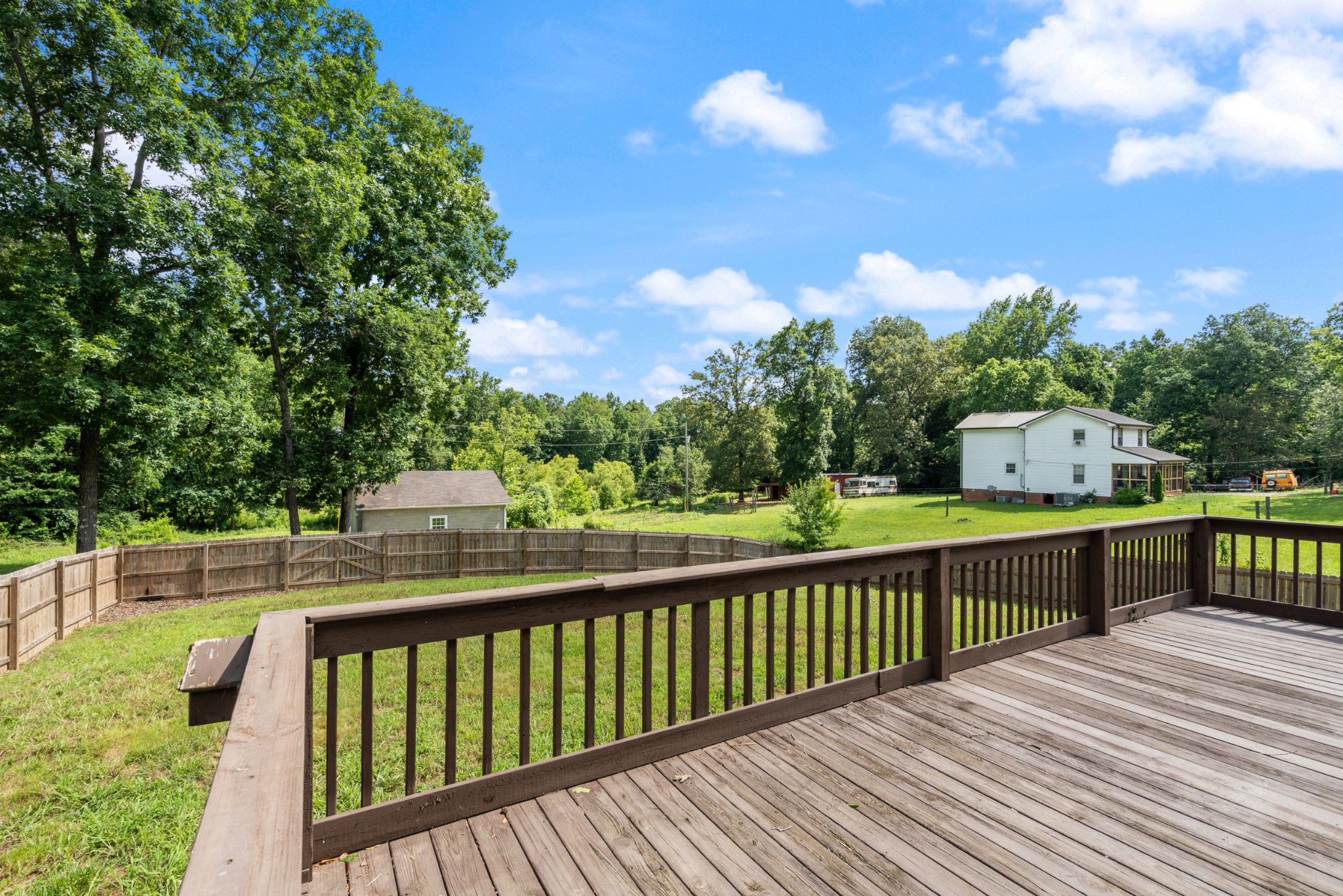 1099 Old County House Road Charlotte, TN 37036 - Photo 36 of 47