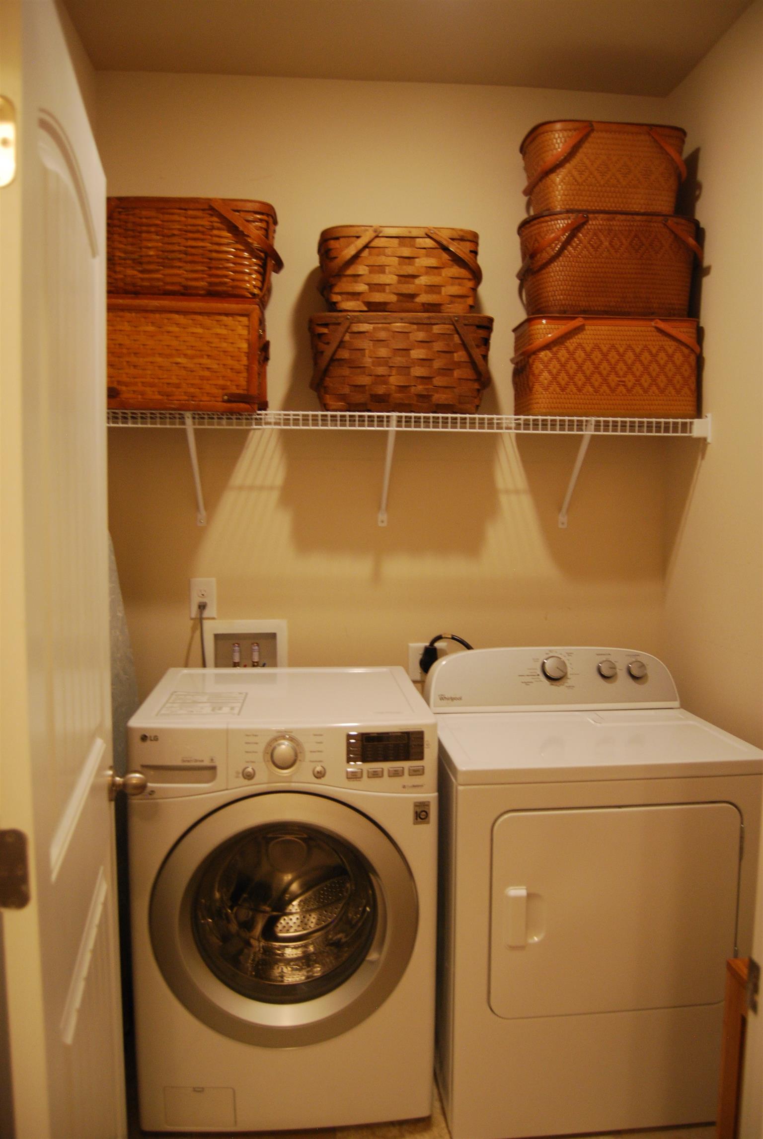 651 Prominence Road Columbia, TN 38401 - Photo 6 of 26 nice sized utility room