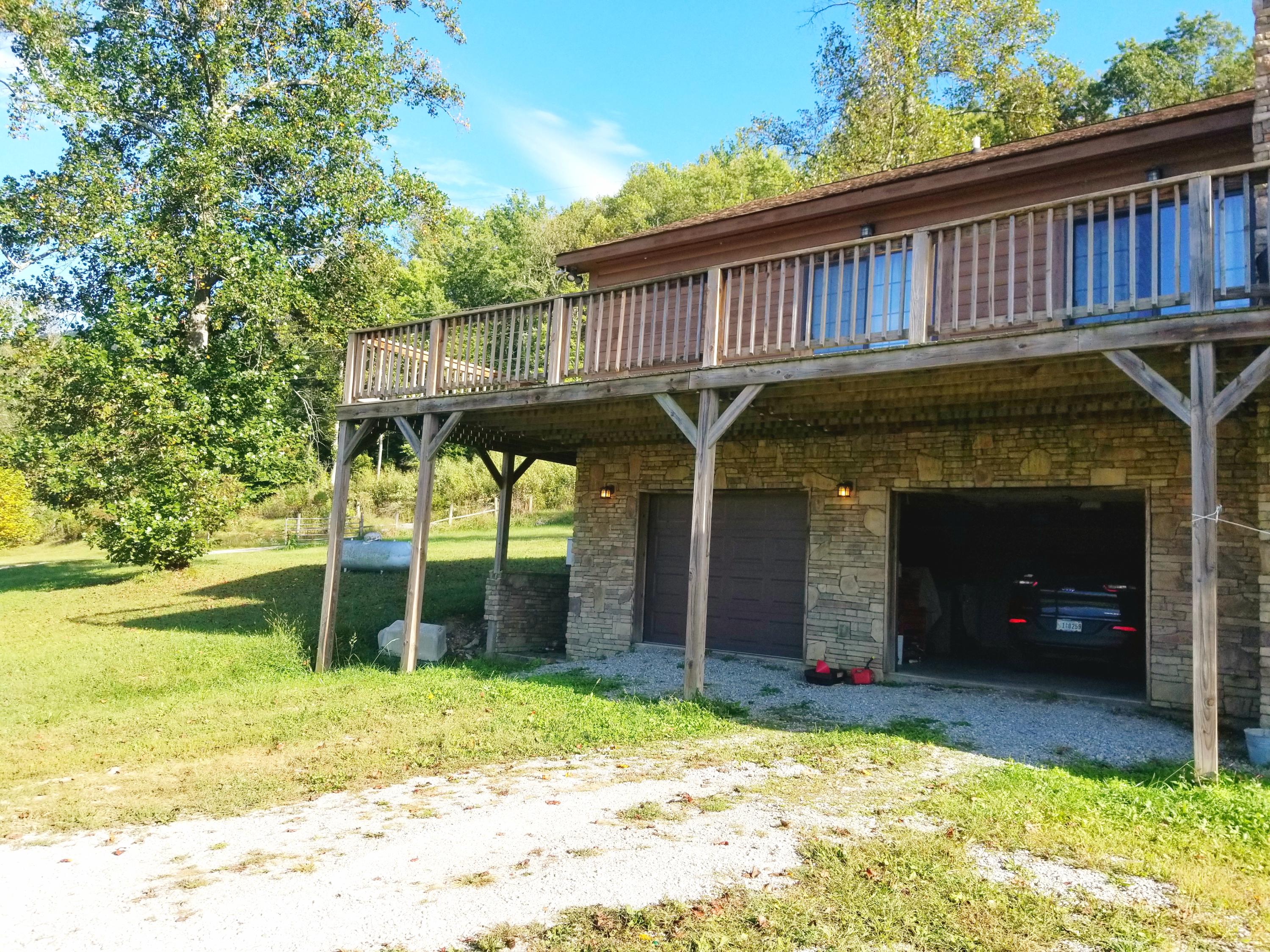577 Red Cut Road Pioneer, TN 37847 - Photo 28 of 29 red cut back deck