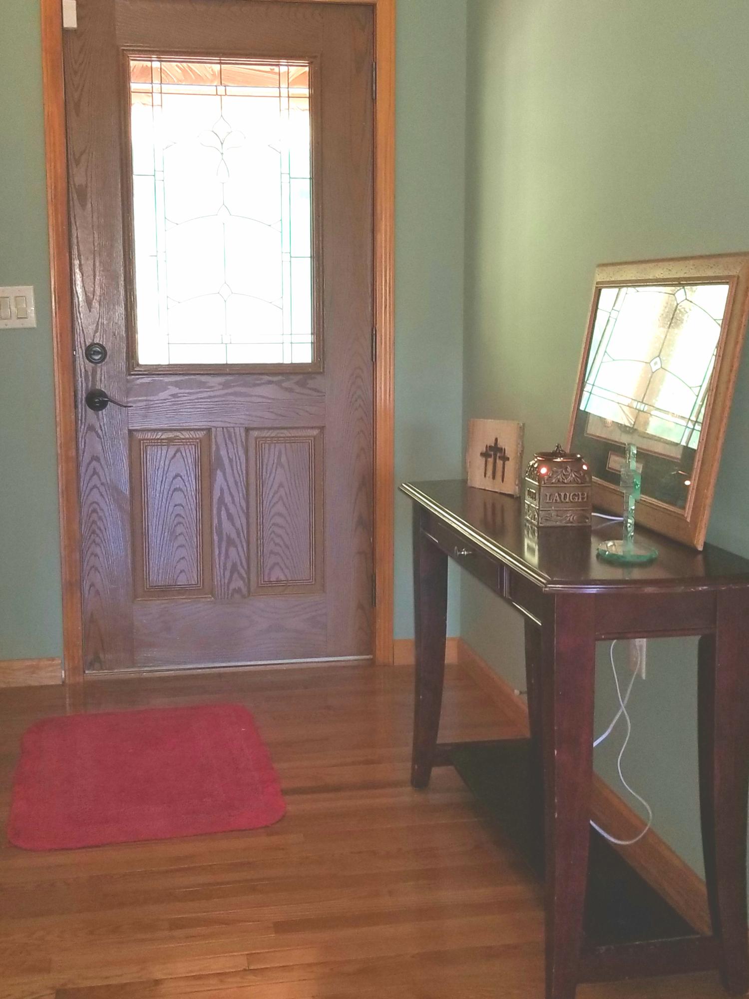 577 Red Cut Road Pioneer, TN 37847 - Photo 5 of 29 Red Cut Foyer