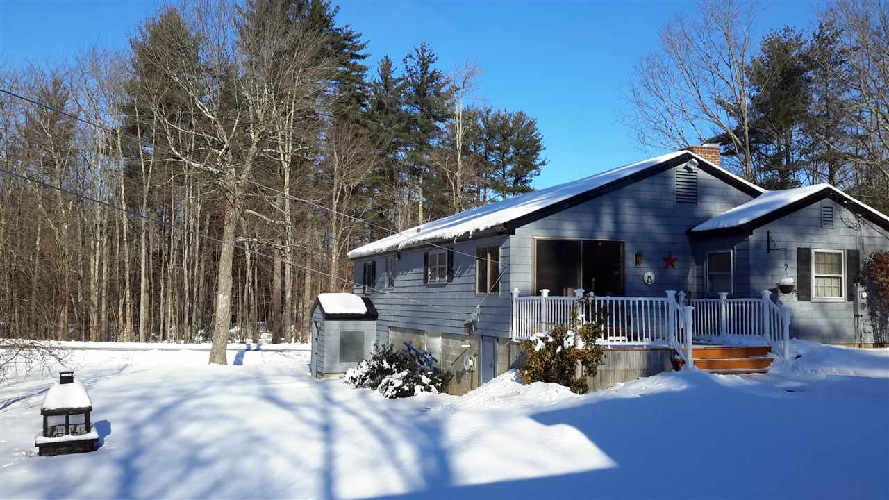 372 Sandown Road Hampstead, NH 03826 - Photo 2 of 22 Gallery Image 2