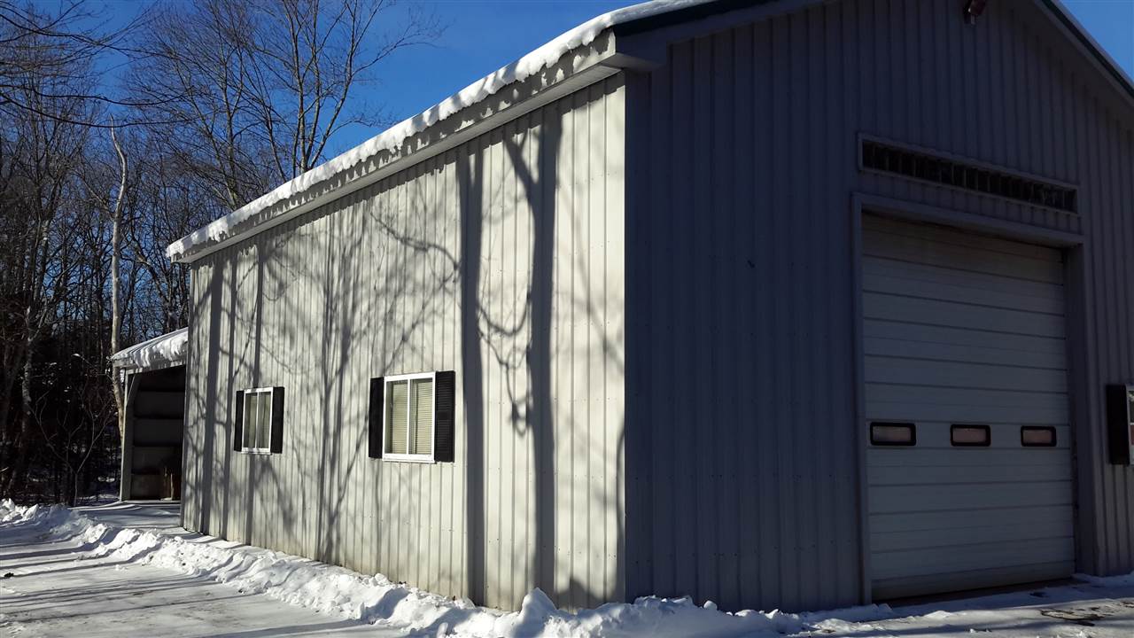 372 Sandown Road Hampstead, NH 03826 - Photo 11 of 22 Gallery Image 11