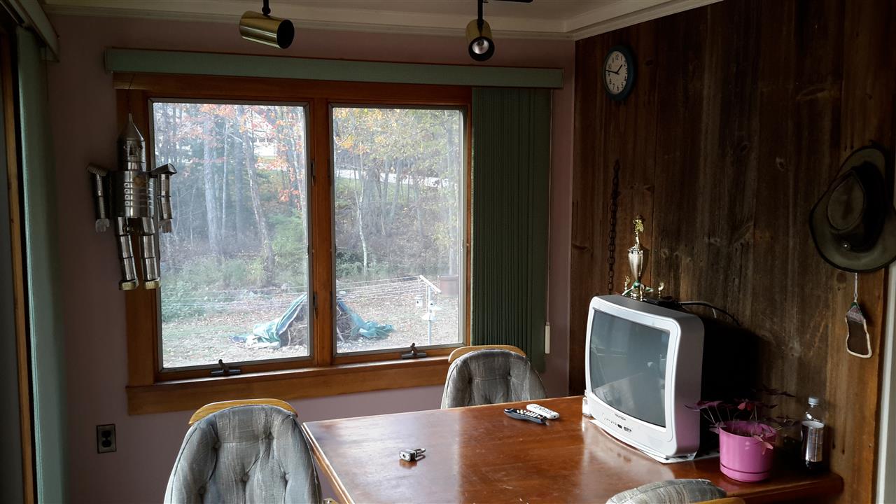 372 Sandown Road Hampstead, NH 03826 - Photo 21 of 22 Gallery Image 21
