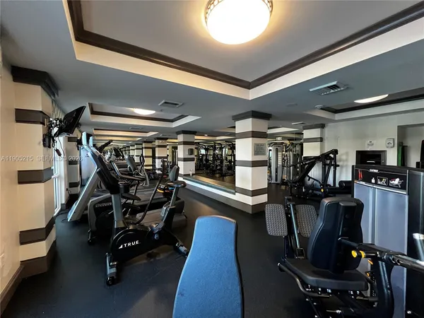 $2,875 | 2421 Northeast 65th Street, Unit 506, Fort Lauderdale, FL 33308
