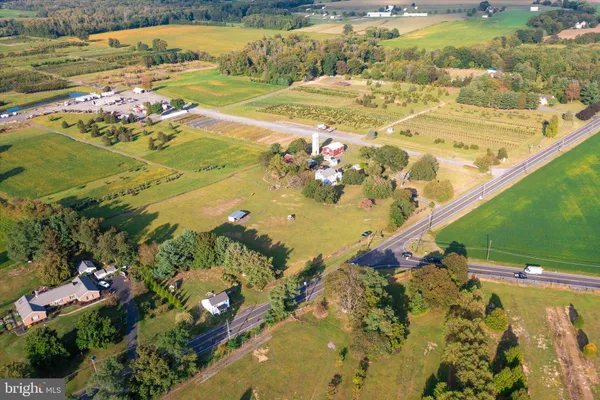 $1,100,000 | 537 Arneytown-chesterfield Road, Chesterfield, NJ 08515