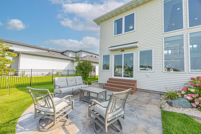 $899,900 | 2432 McLeod Drive East, West Fargo, ND 58078