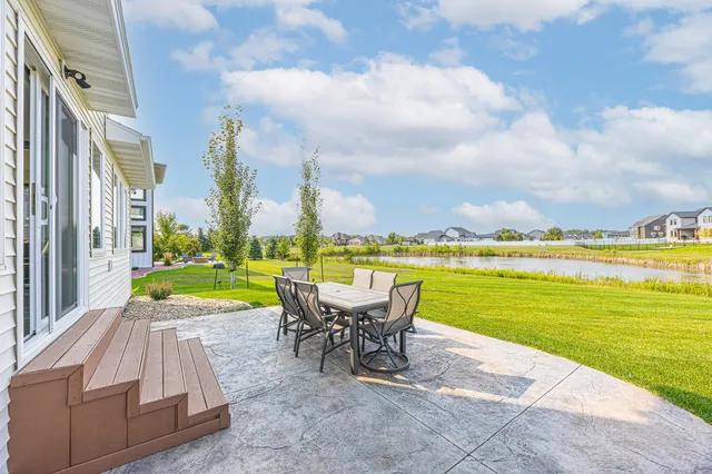 $899,900 | 2432 McLeod Drive East, West Fargo, ND 58078