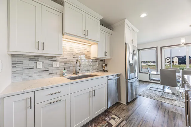 $899,900 | 2432 McLeod Drive East, West Fargo, ND 58078