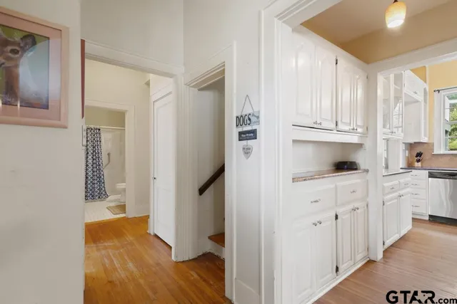 $355,000 | 217 South Vine Avenue, Tyler, TX 75702