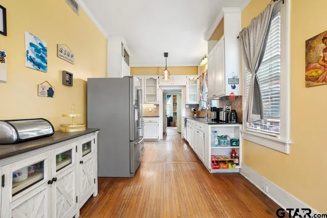 $355,000 | 217 South Vine Avenue, Tyler, TX 75702