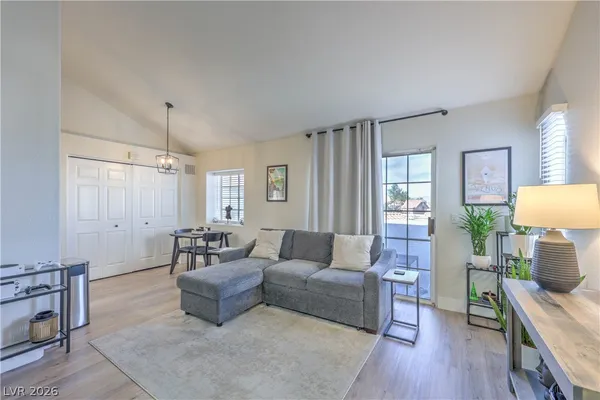 $220,000 | 1678 Normandy Way, Unit 724, Henderson, NV 89014