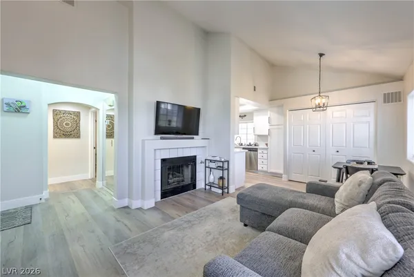 $220,000 | 1678 Normandy Way, Unit 724, Henderson, NV 89014