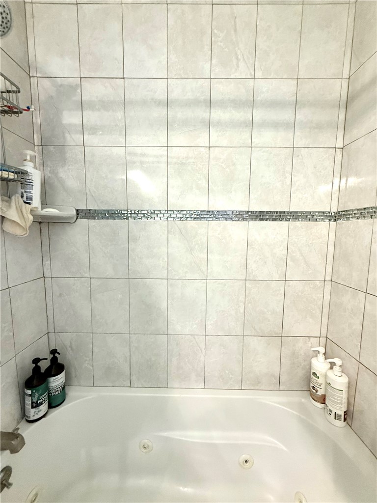 95 Dixon Street, Unit 2 Providence, RI 02907 - Photo 14 of 26