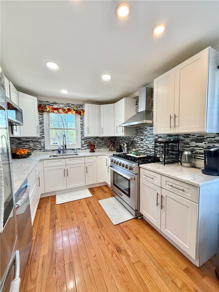 95 Dixon Street, Unit 2 Providence, RI 02907 - Photo 4 of 26