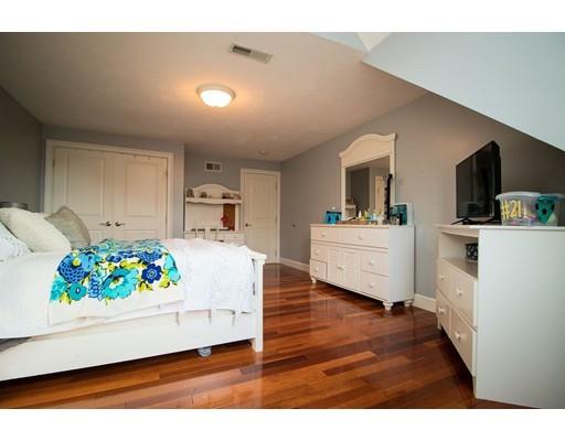 91 Katherine's Way Raynham, MA 02767 - Photo 17 of 30