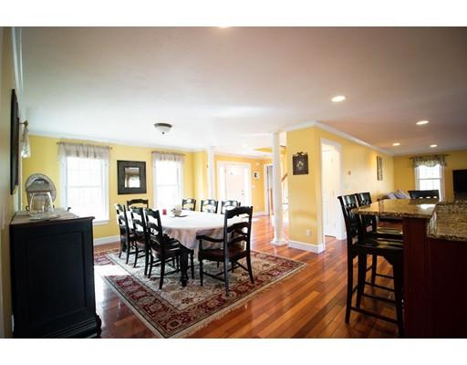 91 Katherine's Way Raynham, MA 02767 - Photo 4 of 30