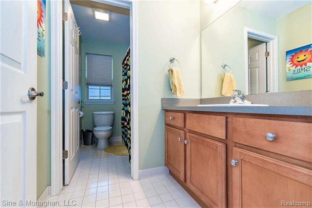 3120 Villanova Circle Rochester Hills, MI 48307 - Photo 19 of 29