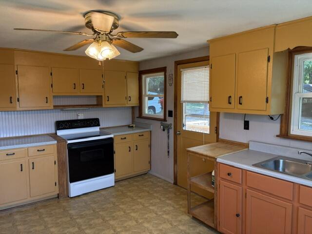 1135 Taylor Mountain Road Thaxton, VA 24174 - Photo 9 of 38 IMG_4688