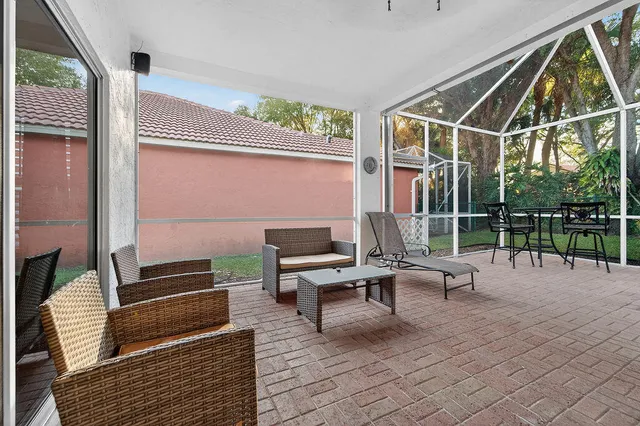 $528,000 | 8063 Via Hacienda, Palm Beach Gardens, FL 33418