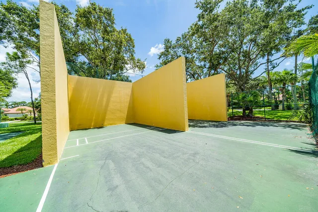 $528,000 | 8063 Via Hacienda, Palm Beach Gardens, FL 33418