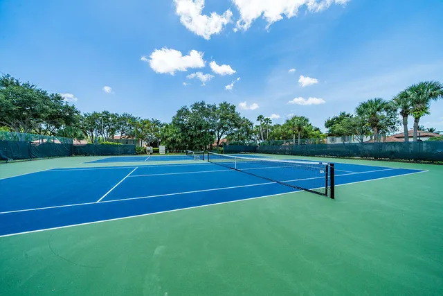 $528,000 | 8063 Via Hacienda, Palm Beach Gardens, FL 33418