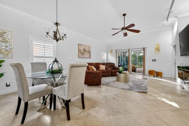 $528,000 | 8063 Via Hacienda, Palm Beach Gardens, FL 33418