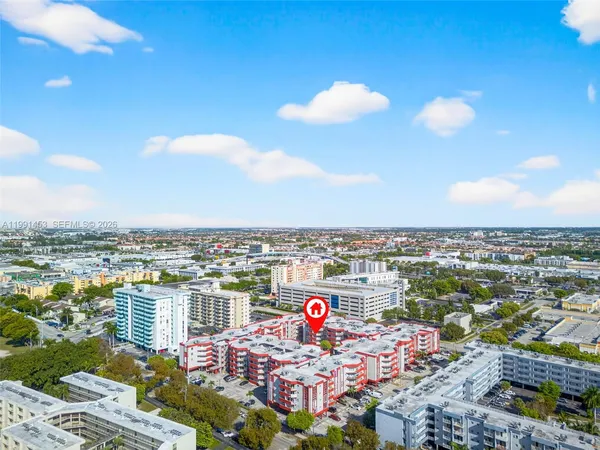 $2,650 | 1750 West 46th Street, Unit 412, Hialeah, FL 33012