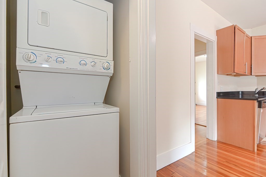 40 Raymond Avenue, Unit C Somerville, MA 02144 - Photo 14 of 33