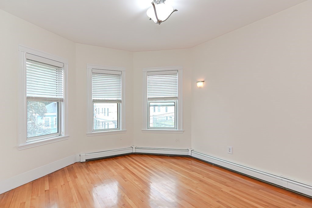 40 Raymond Avenue, Unit C Somerville, MA 02144 - Photo 24 of 33