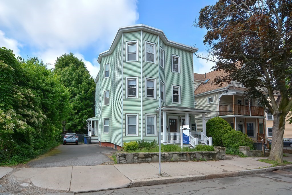 40 Raymond Avenue, Unit C Somerville, MA 02144 - Photo 30 of 33