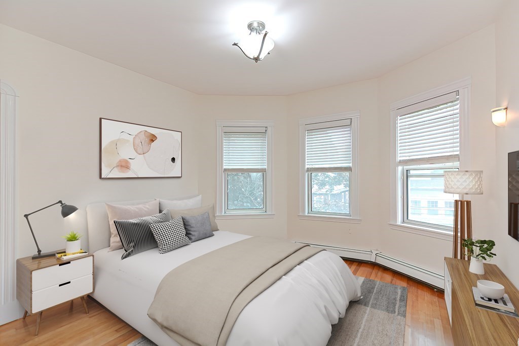 40 Raymond Avenue, Unit C Somerville, MA 02144 - Photo 3 of 33