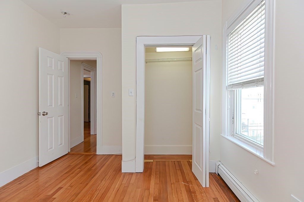 40 Raymond Avenue, Unit C Somerville, MA 02144 - Photo 4 of 33