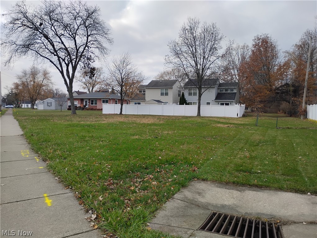 950 West River Road North Elyria, OH 44035 - Photo 3 of 13 Double lot, plus easement surrounded by updated homes.