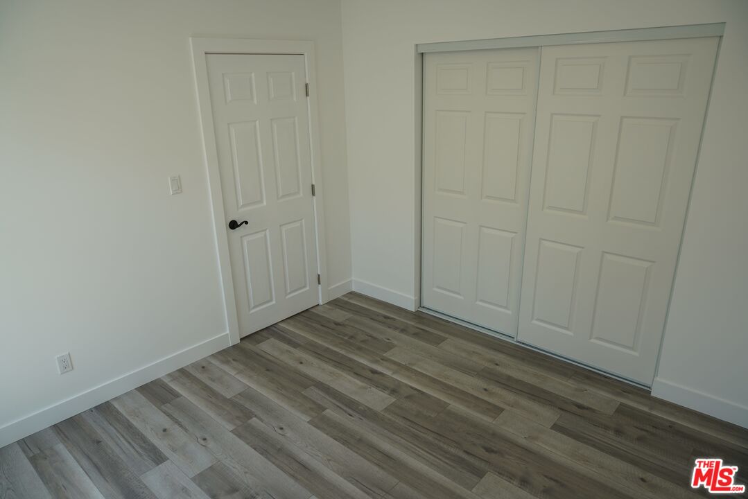 10434 Whitegate Avenue Sunland, CA 91040 - Photo 16 of 34