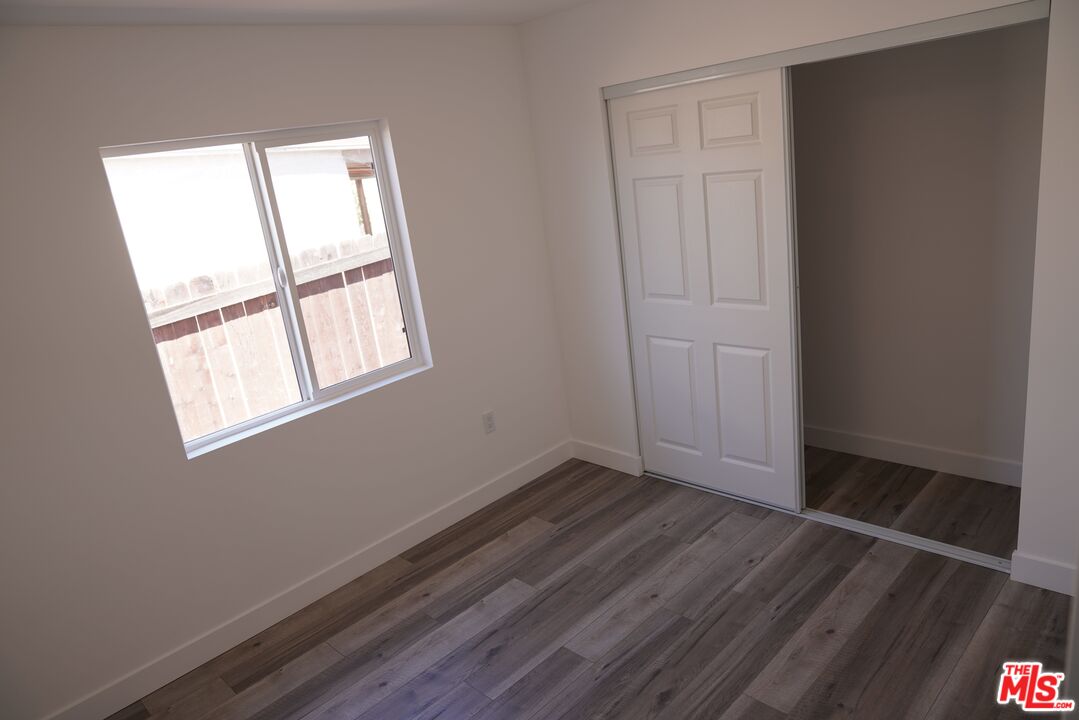 10434 Whitegate Avenue Sunland, CA 91040 - Photo 23 of 34